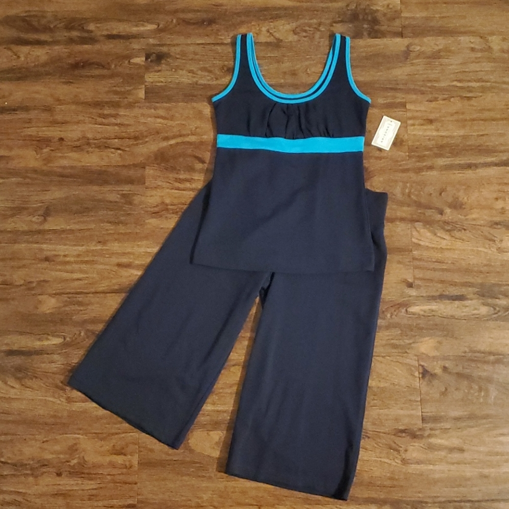 Arizona Jean Company Active Wear NWT